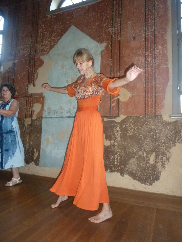 Dancing woman in synagogue